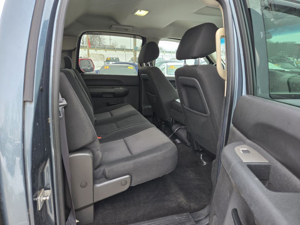 2011 GMC Sierra Image 25