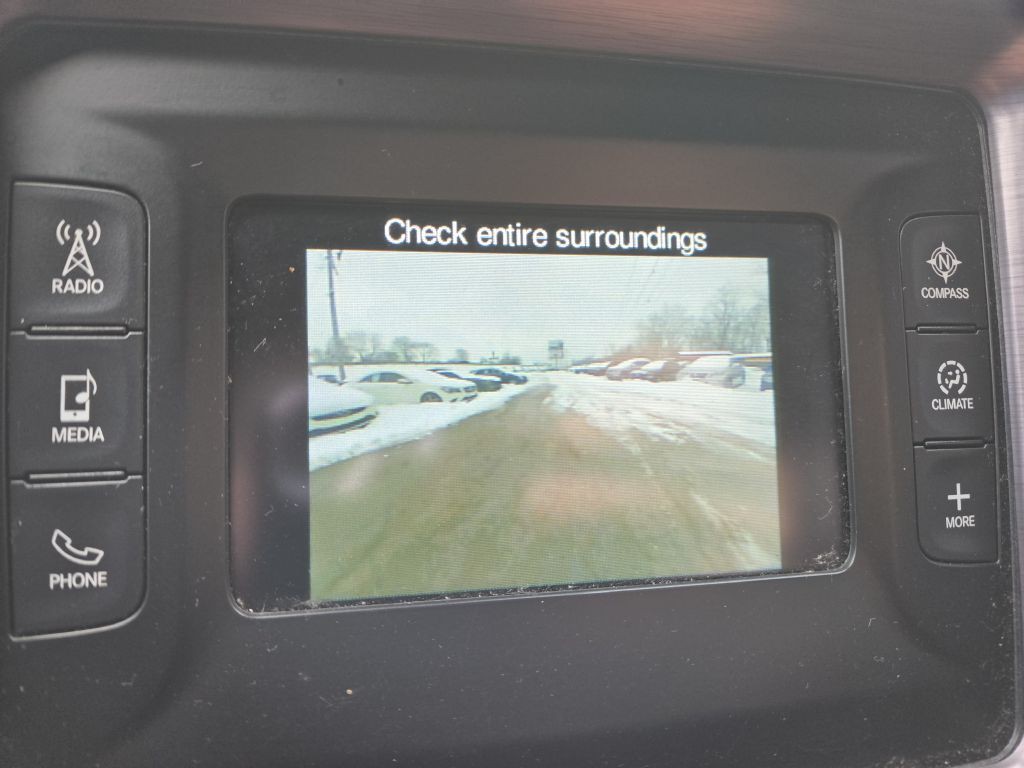 2017 Dodge Challenger Image 18