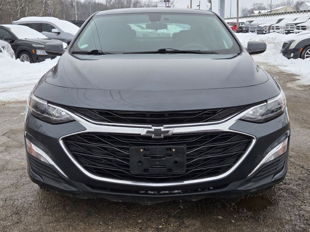 2020 Chevrolet Malibu Image 2
