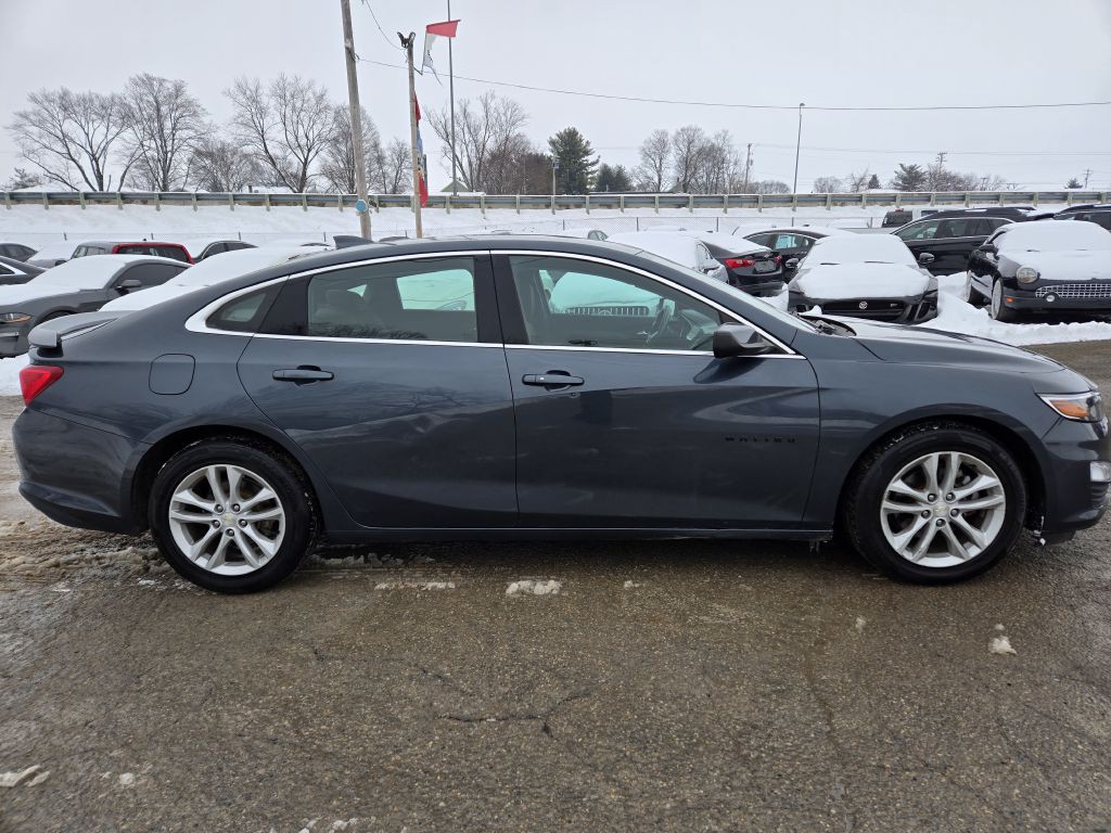 2020 Chevrolet Malibu Image 4