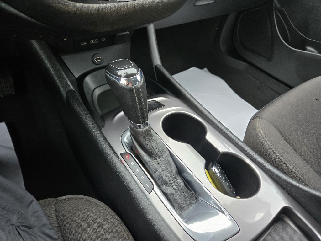 2020 Chevrolet Malibu Image 17