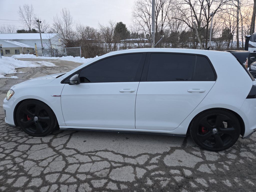 2016 Volkswagen GTI Image 7