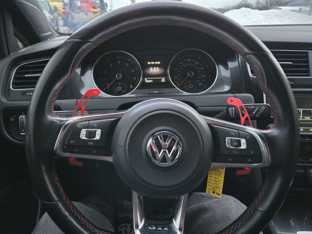 2016 Volkswagen GTI Image 13