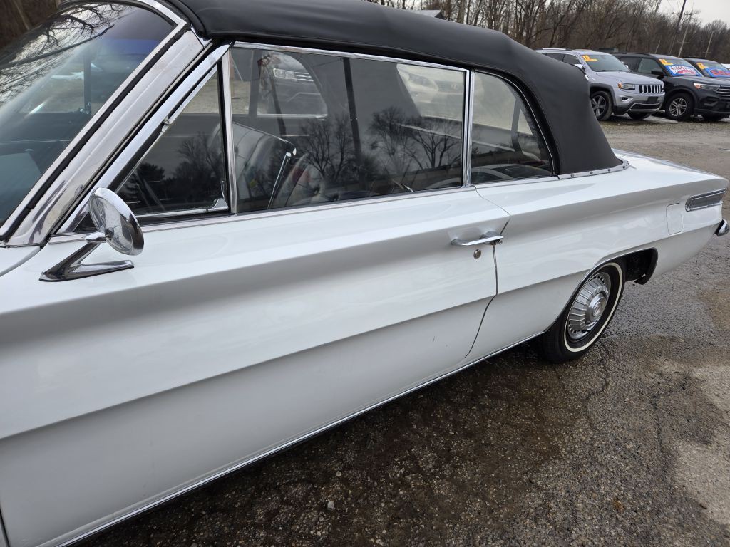 1962 Buick Skylark Image 9