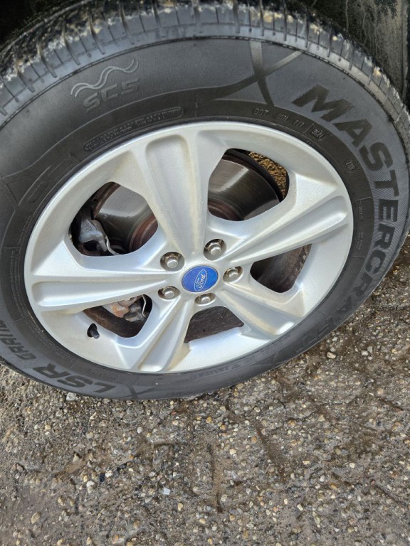 2013 Ford Escape Image 9