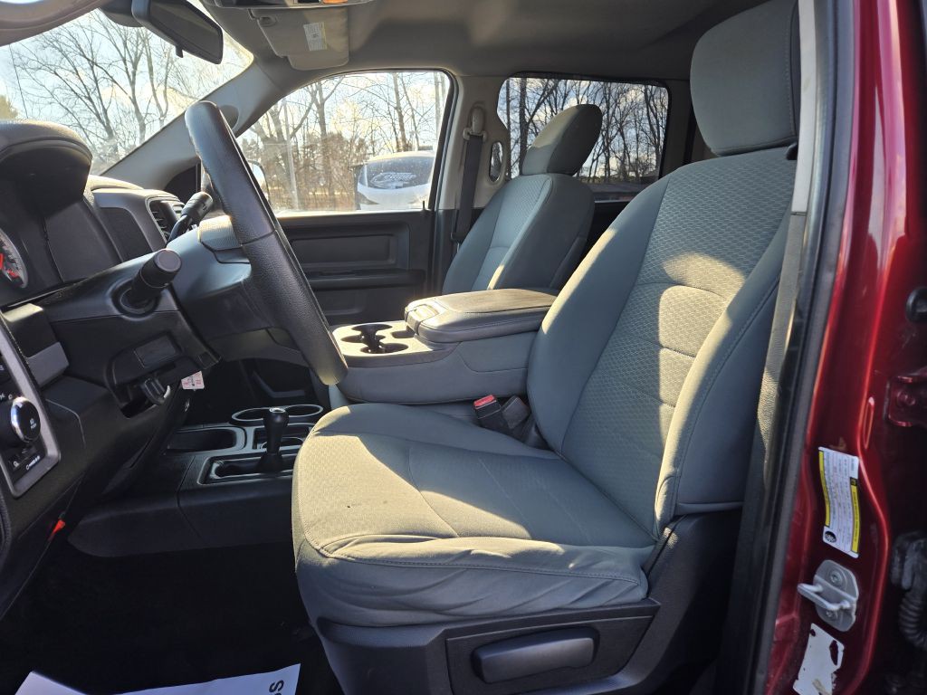 2015 RAM 2500 Image 17