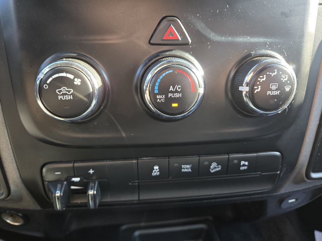 2015 RAM 2500 Image 26