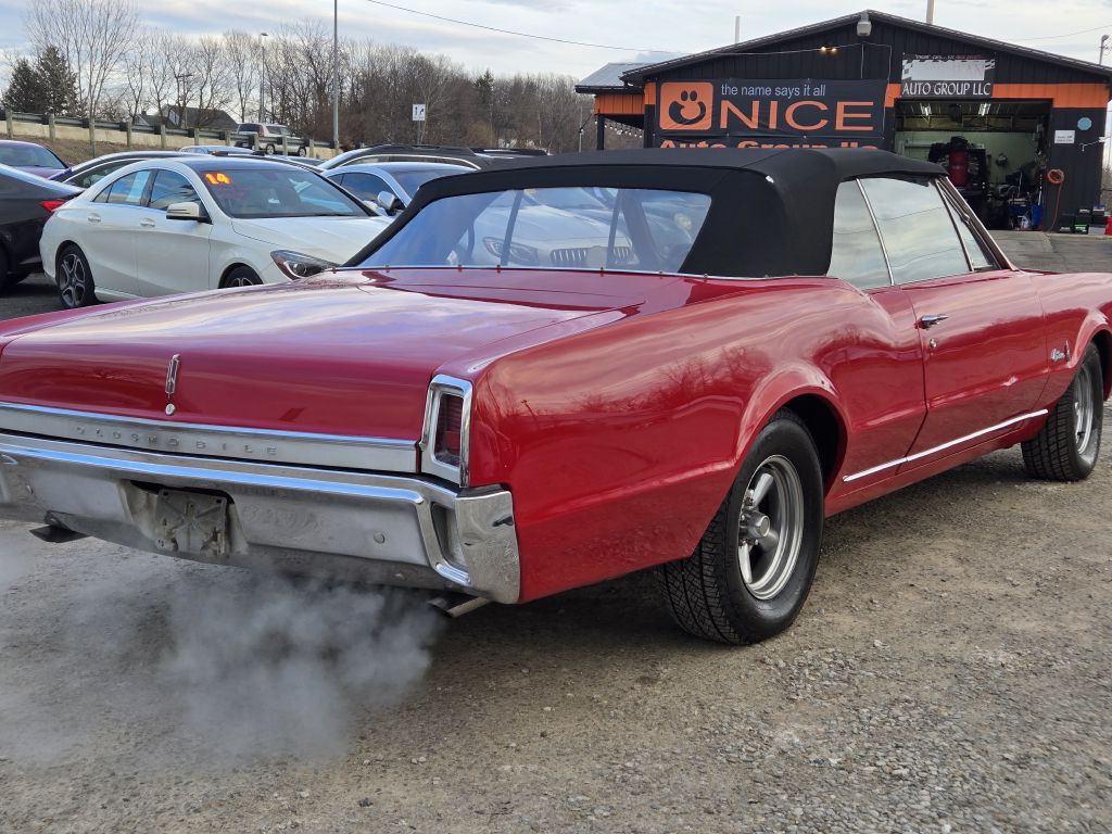 1967 Oldsmobile Cutlass Image 5