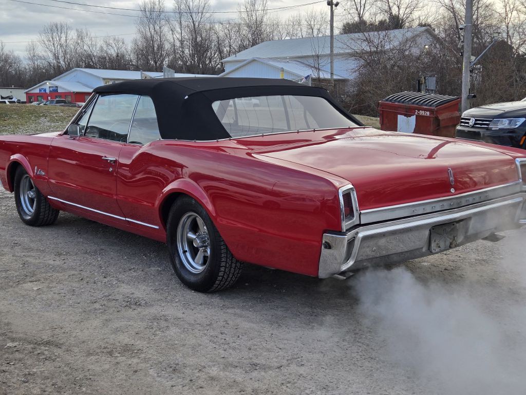 1967 Oldsmobile Cutlass Image 7