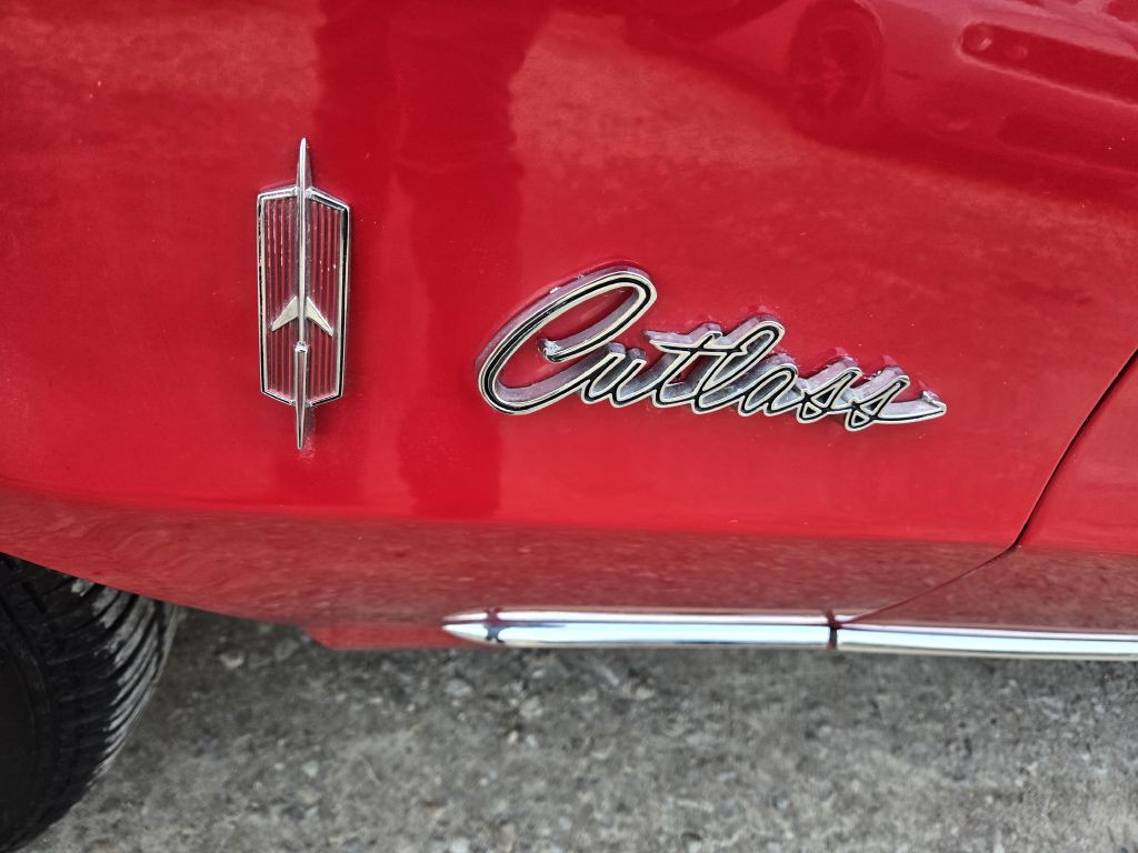 1967 Oldsmobile Cutlass Image 9