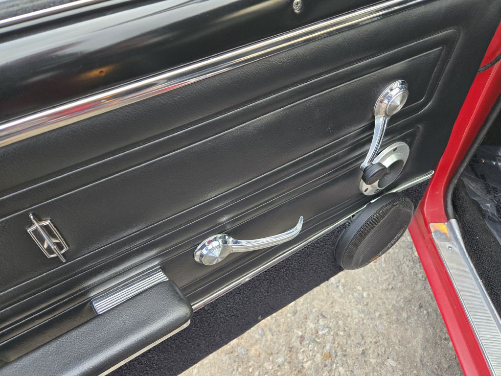 1967 Oldsmobile Cutlass Image 16