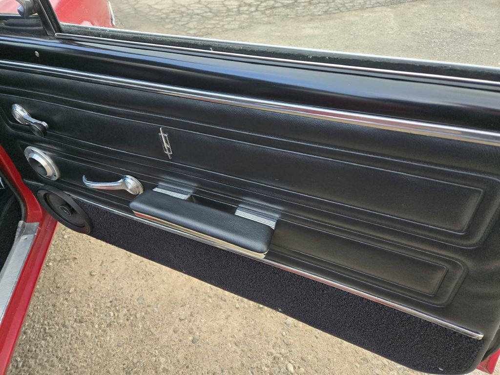 1967 Oldsmobile Cutlass Image 25