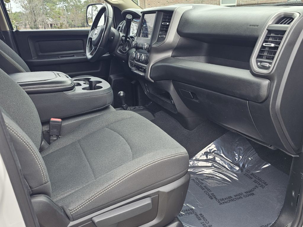 2019 RAM 2500 Image 16