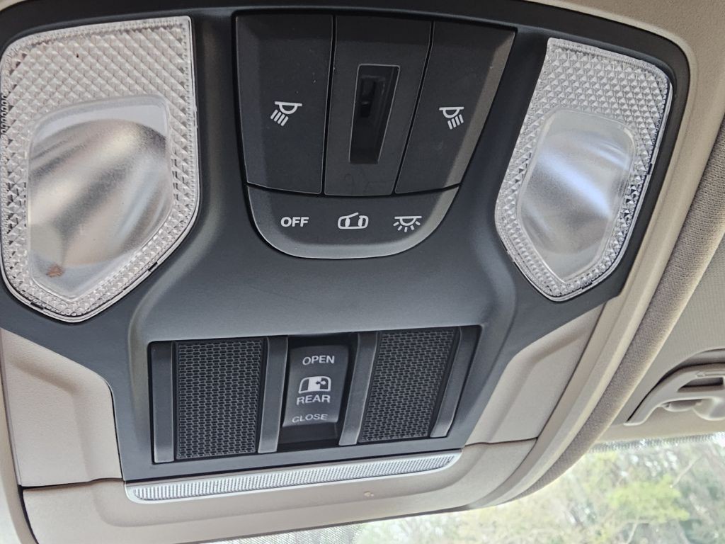 2019 RAM 2500 Image 36