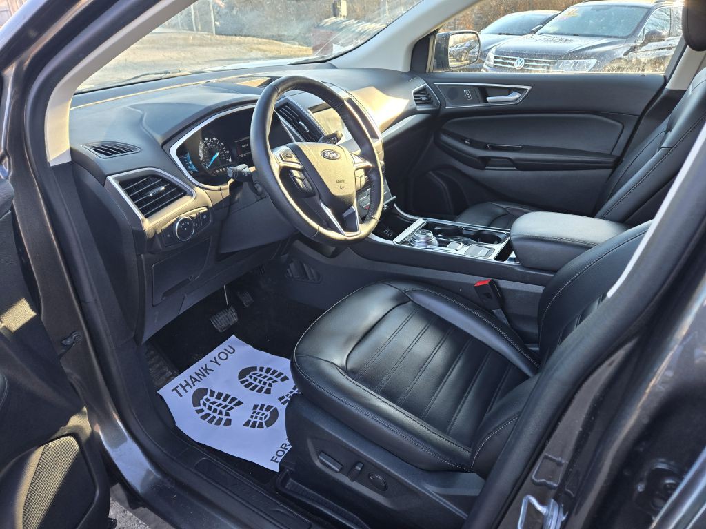 2020 Ford Edge Image 12