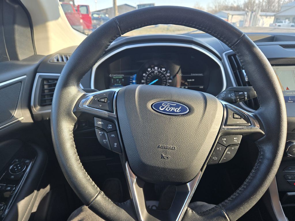2020 Ford Edge Image 15