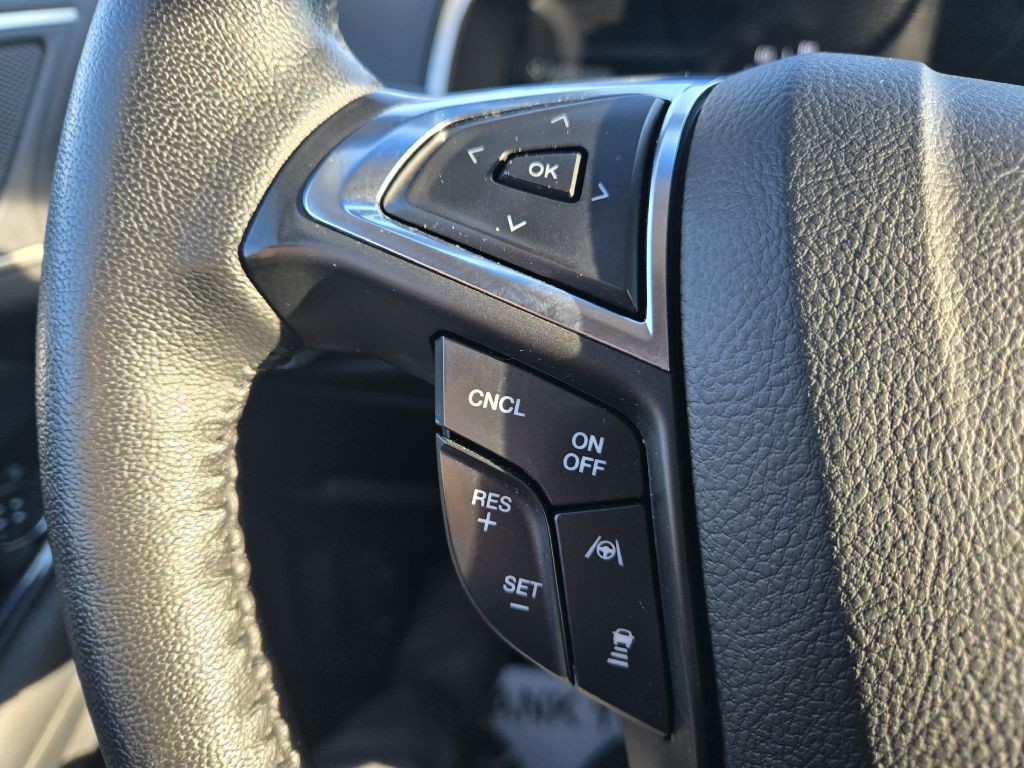 2020 Ford Edge Image 17