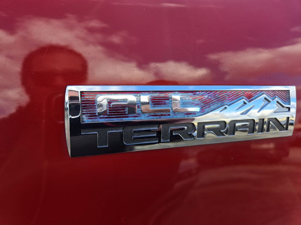 2011 GMC Sierra Image 12