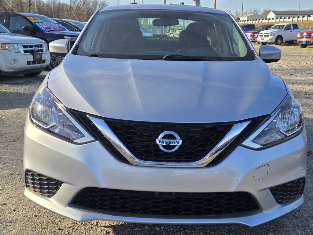 2017 Nissan Sentra Image 2