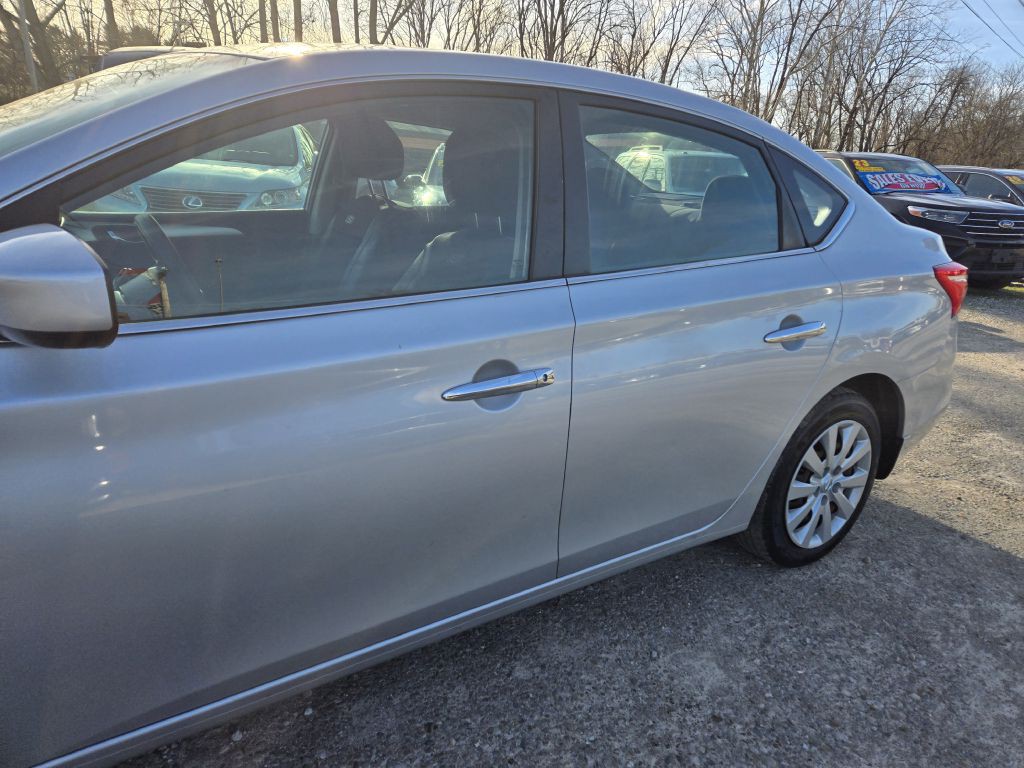 2017 Nissan Sentra Image 9