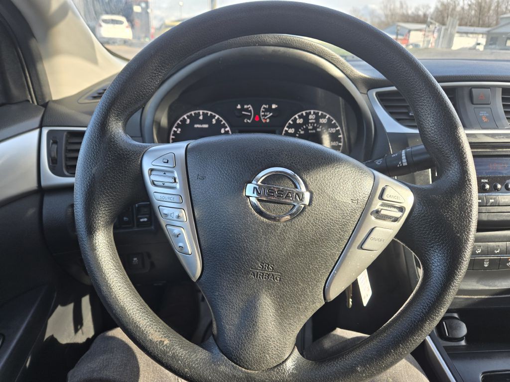 2017 Nissan Sentra Image 14