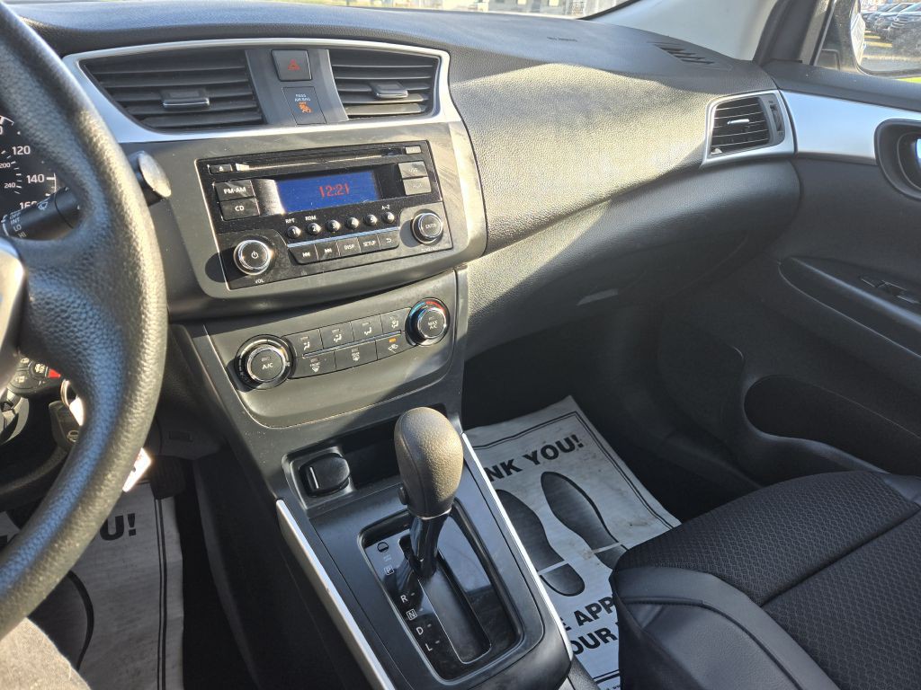 2017 Nissan Sentra Image 15