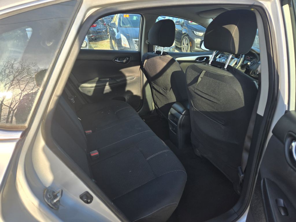 2017 Nissan Sentra Image 23