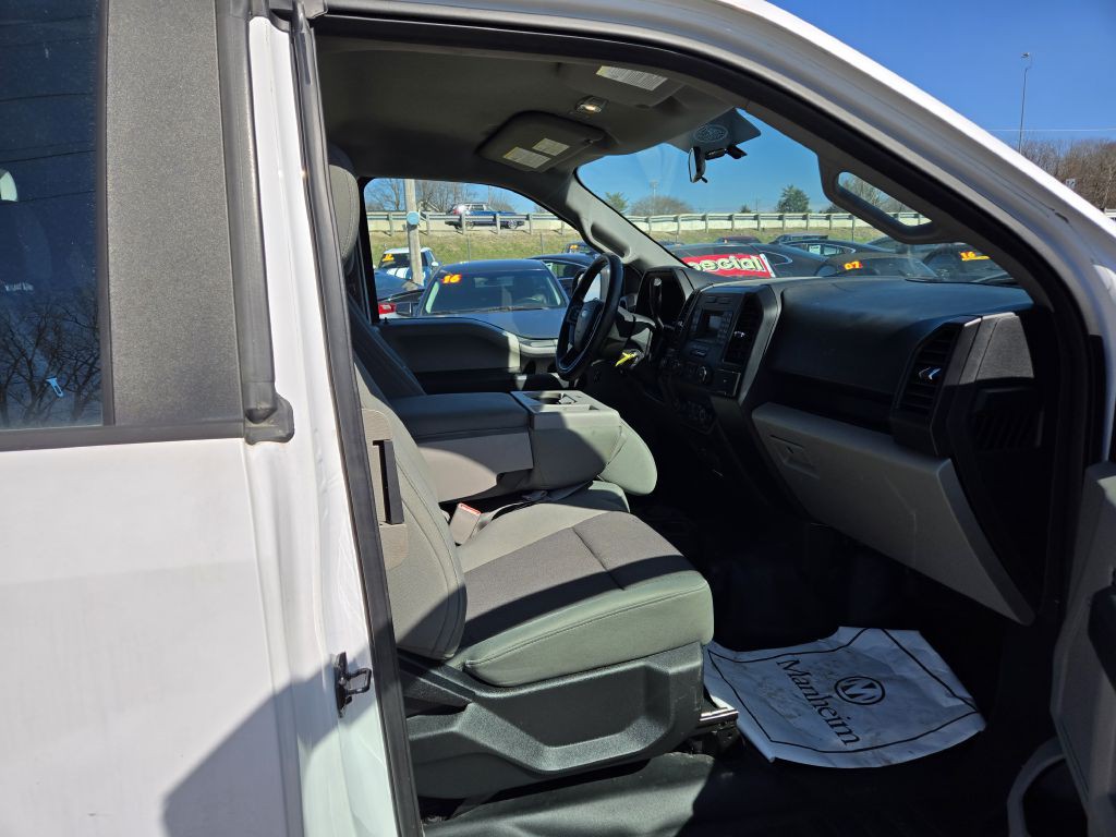 2017 Ford F-150 Image 28