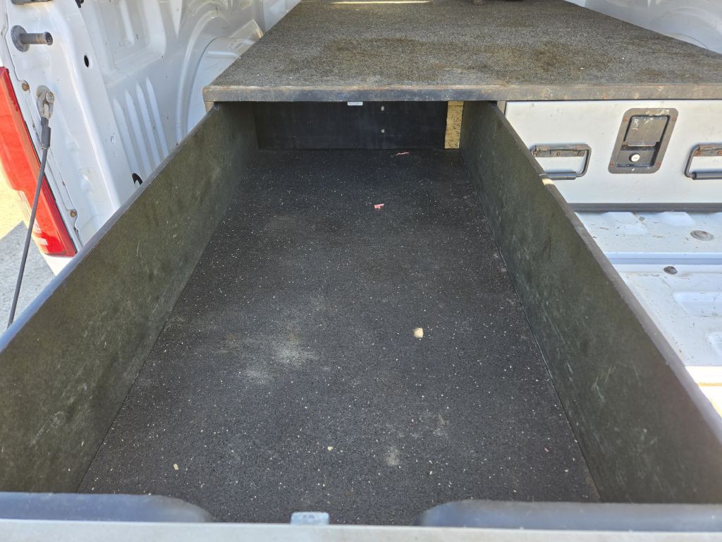 2017 Ford F-150 Image 32