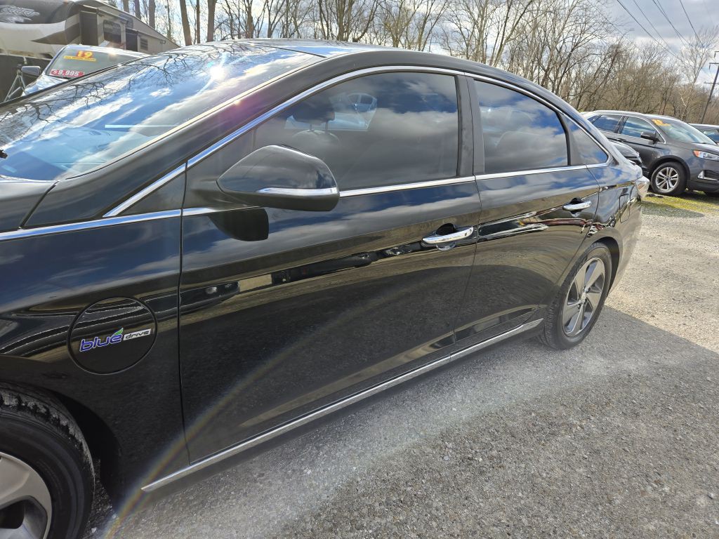 2017 Hyundai Sonata Image 9