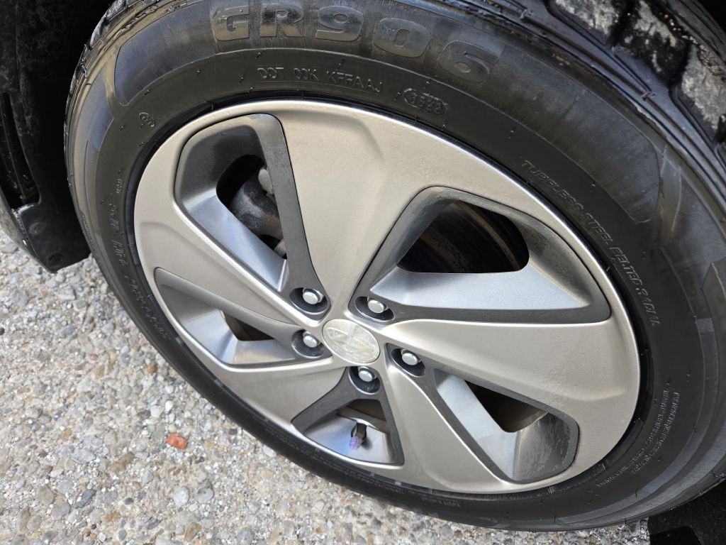 2017 Hyundai Sonata Image 11