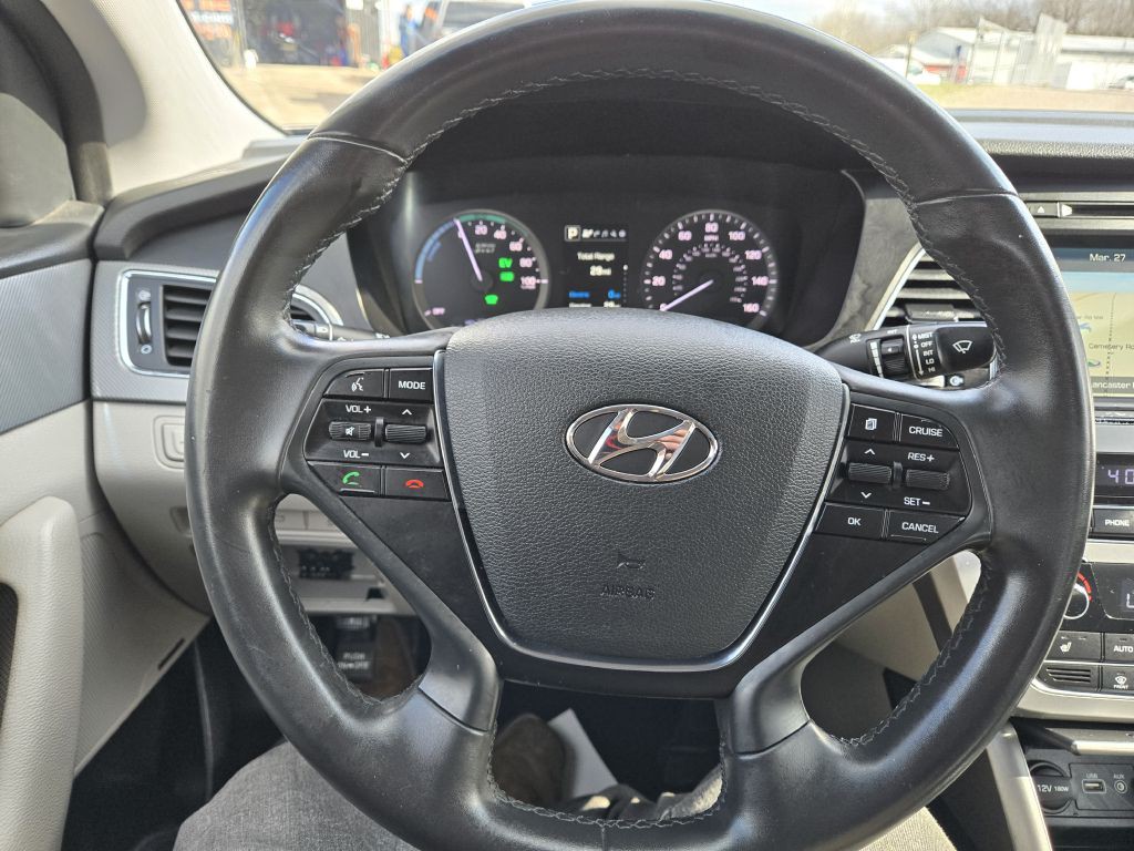 2017 Hyundai Sonata Image 15