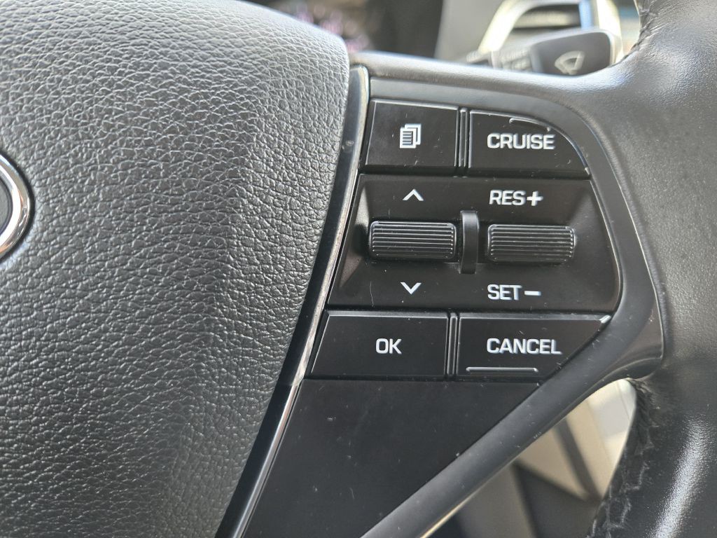 2017 Hyundai Sonata Image 18