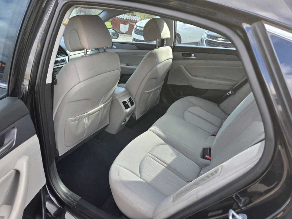 2017 Hyundai Sonata Image 25