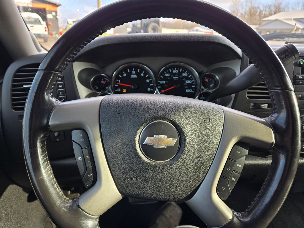 2008 Chevrolet Silverado 1500 Image 17