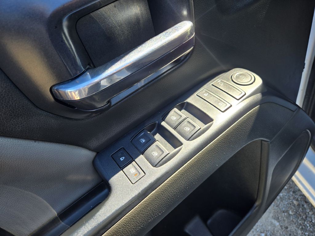 2015 Chevrolet Silverado 1500 Image 11