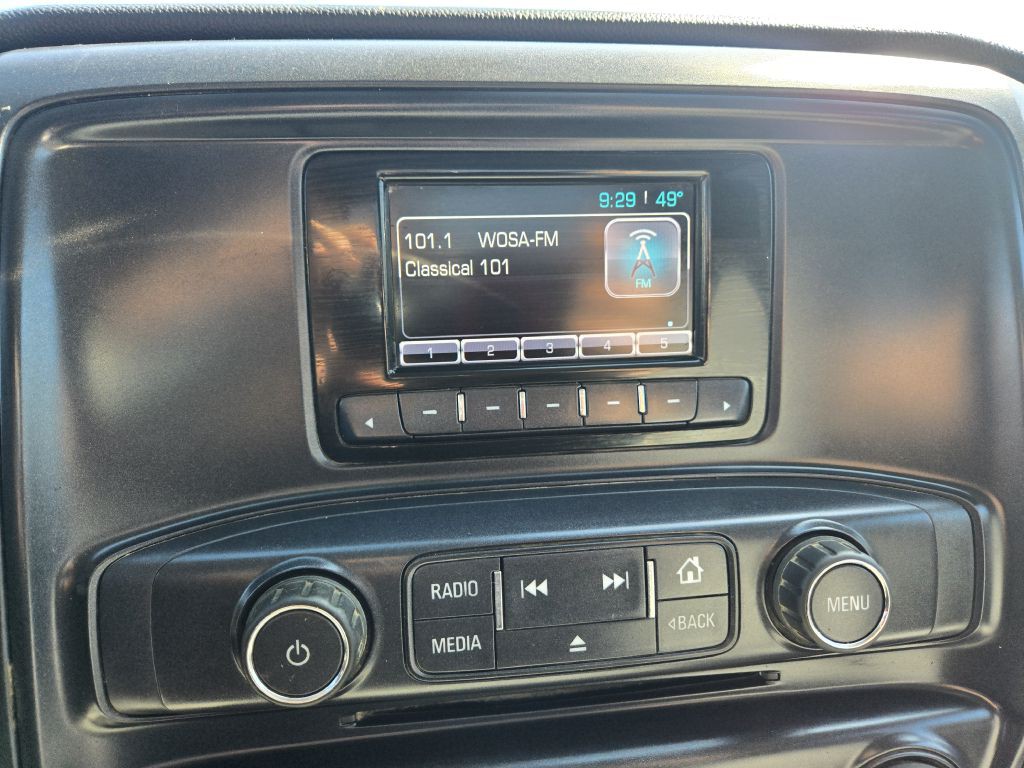 2015 Chevrolet Silverado 1500 Image 18