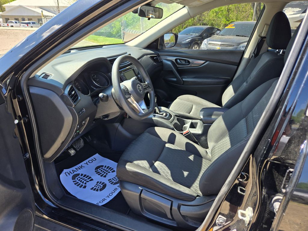 2020 Nissan Rogue Image 11