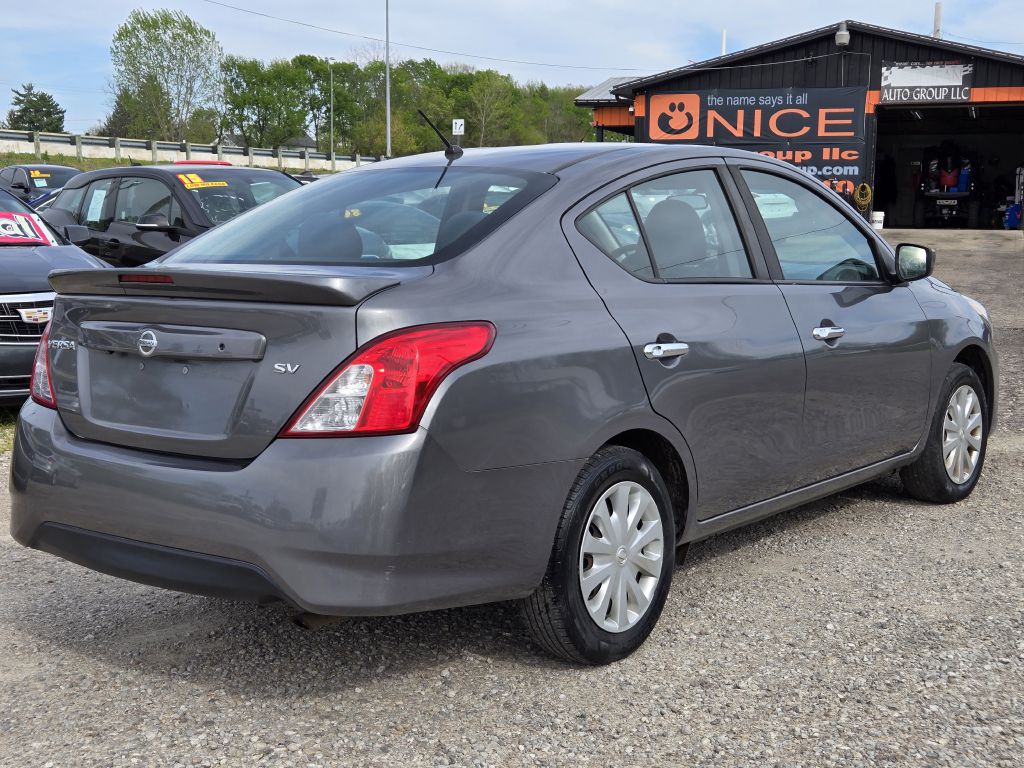 2019 Nissan Versa Image 5