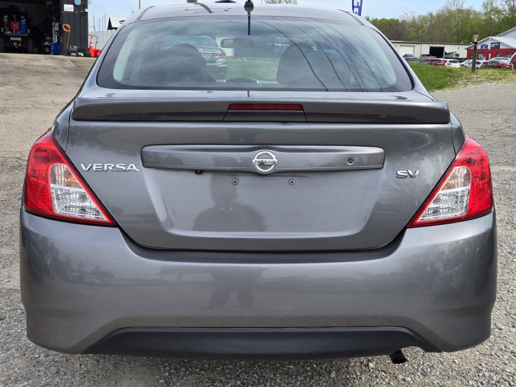 2019 Nissan Versa Image 6