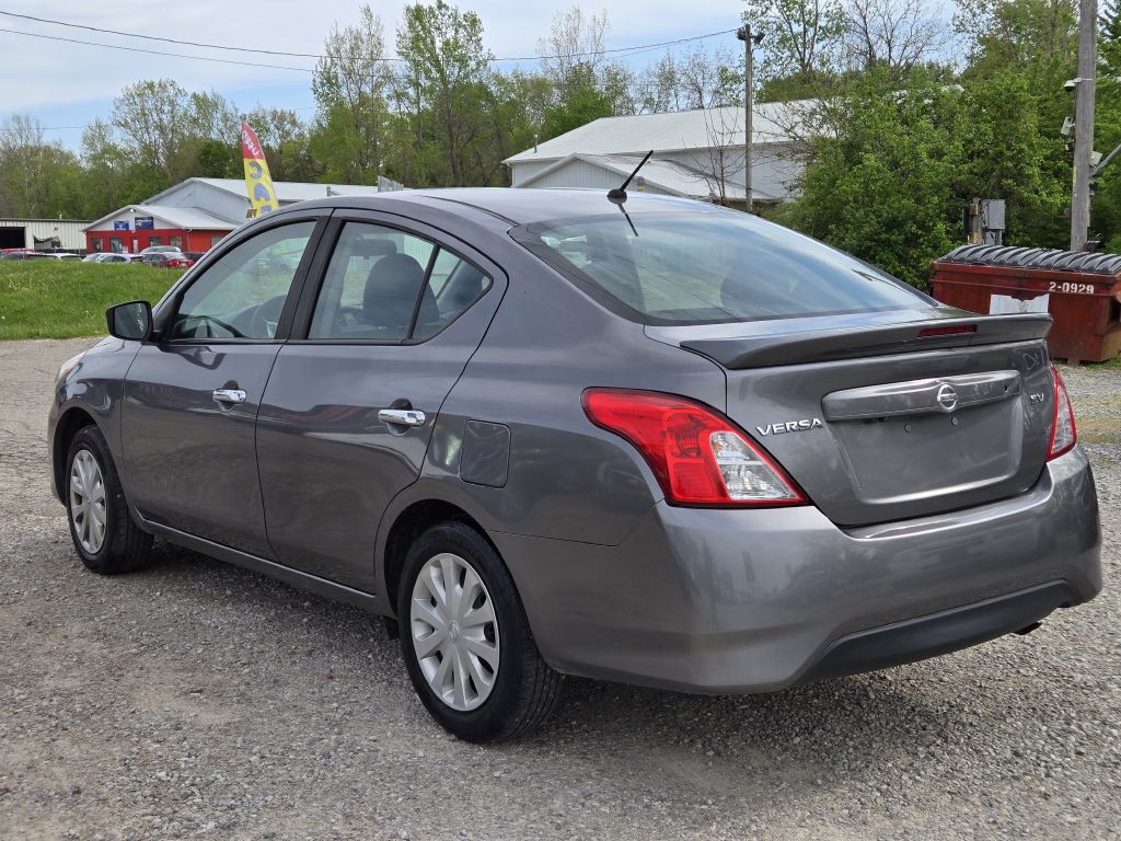2019 Nissan Versa Image 7