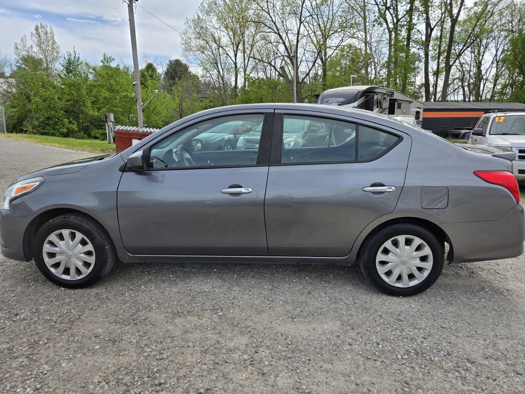 2019 Nissan Versa Image 8