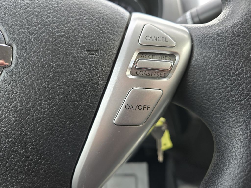 2019 Nissan Versa Image 18