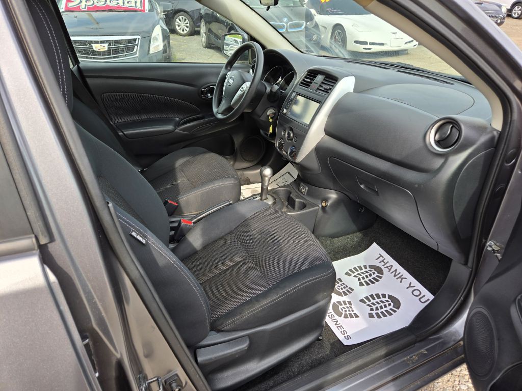 2019 Nissan Versa Image 26