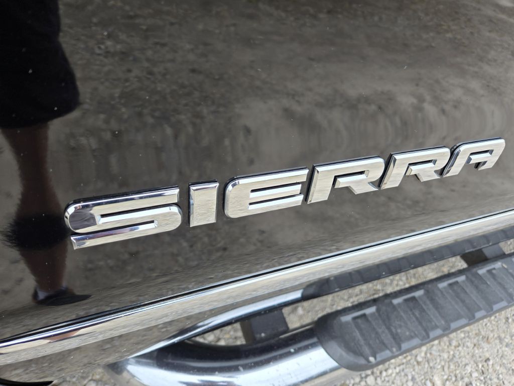 2015 GMC Sierra Image 11