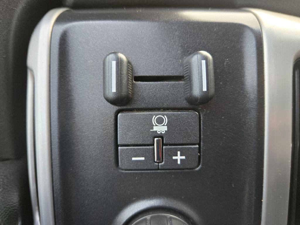 2015 GMC Sierra Image 22