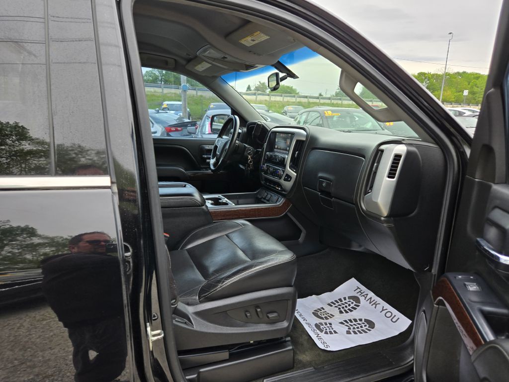 2015 GMC Sierra Image 30