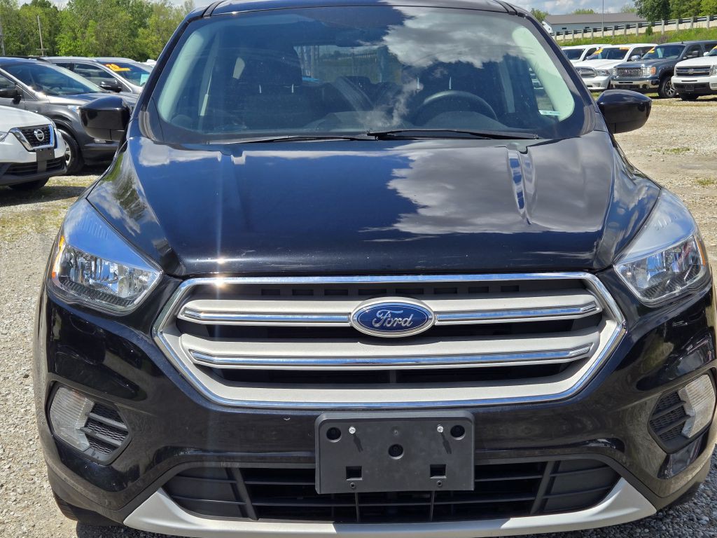 2019 Ford Escape Image 2