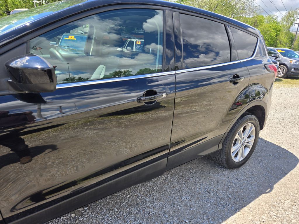 2019 Ford Escape Image 9