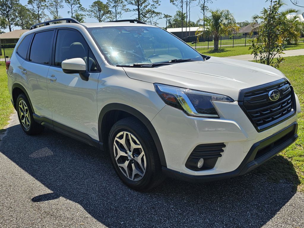 2023 Subaru Forester Image 7